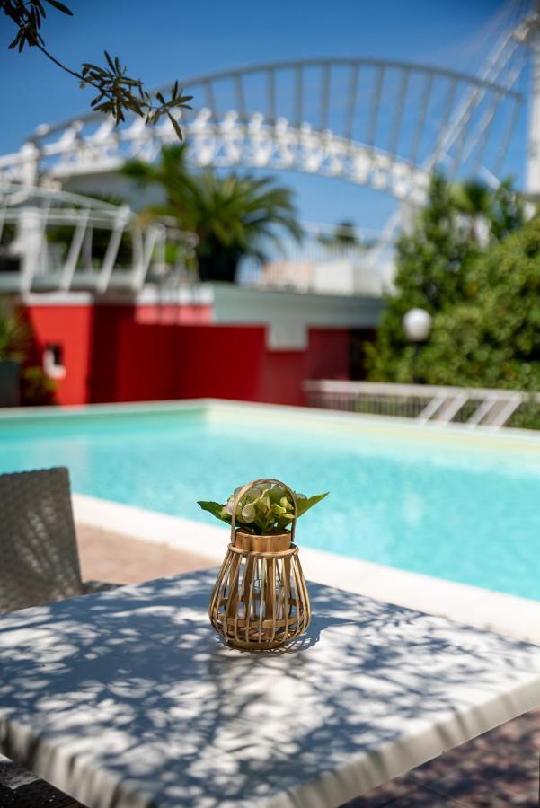 Duparc Hotel Габиче Маре Екстериор снимка