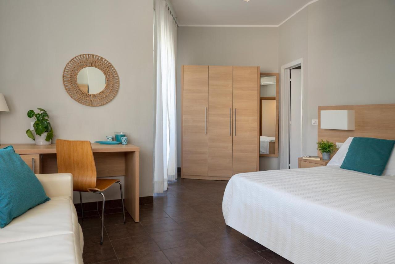 Duparc Hotel Габиче Маре Екстериор снимка