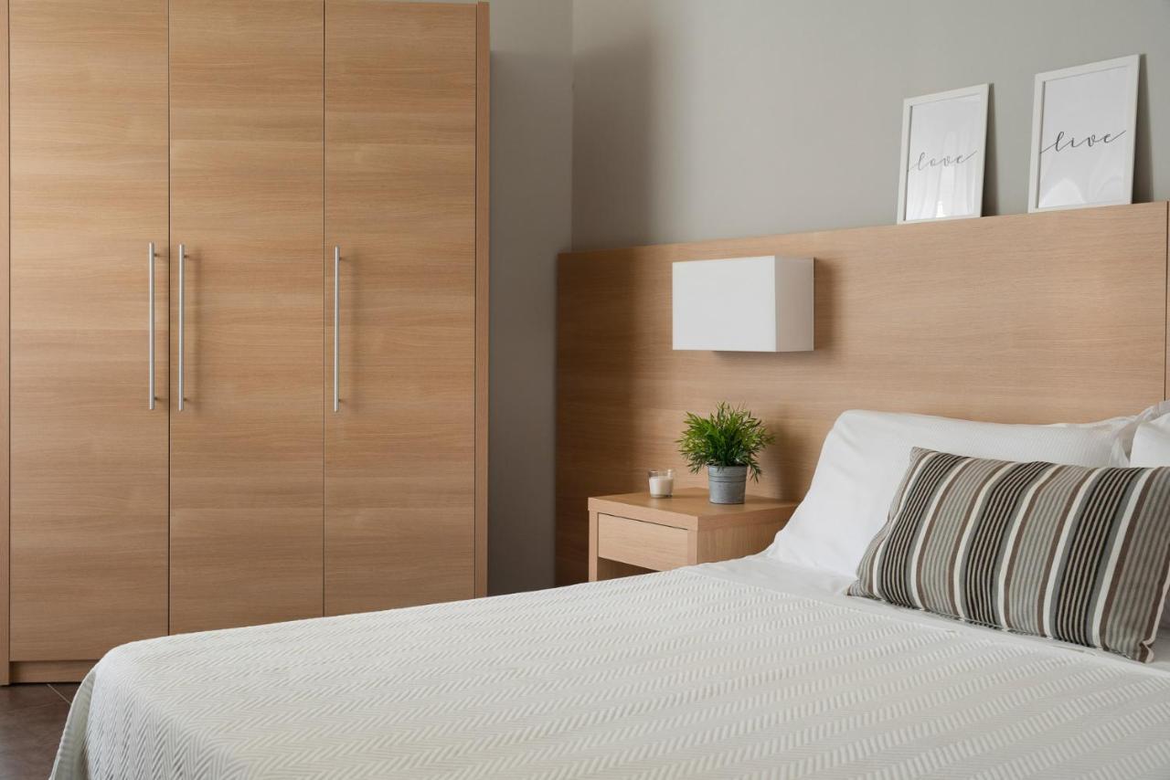 Duparc Hotel Габиче Маре Екстериор снимка