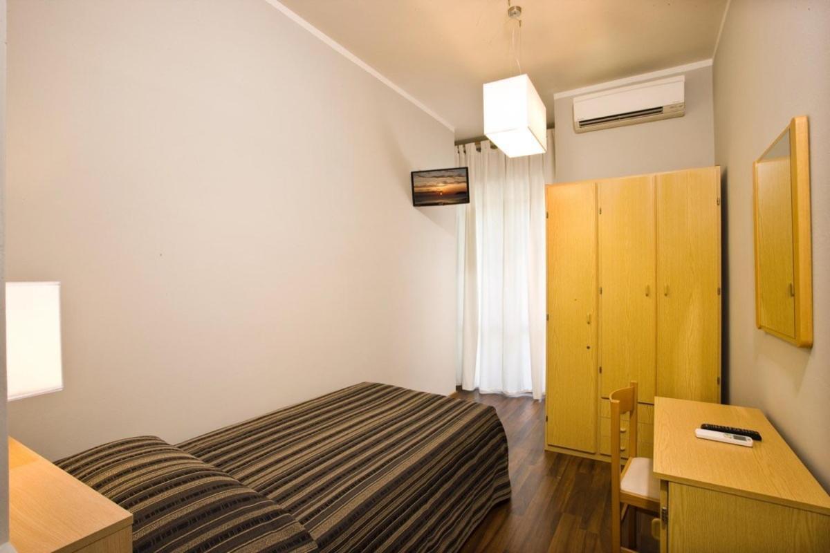 Duparc Hotel Габиче Маре Екстериор снимка