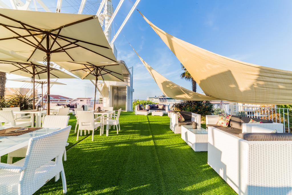 Duparc Hotel Габиче Маре Екстериор снимка